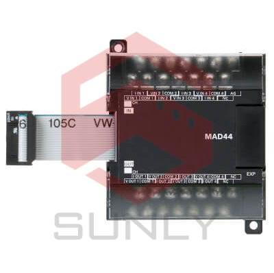 PLC OMRON CP1W-MAD44