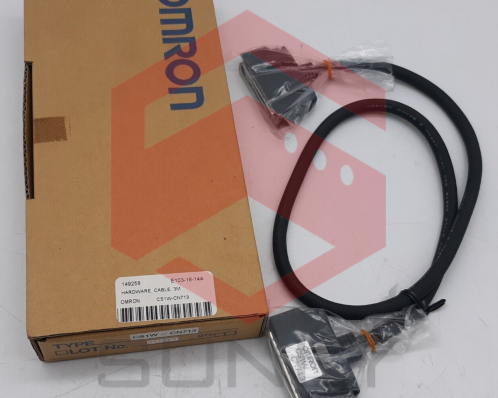 PLC OMRON CS1W-CN713