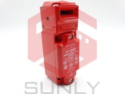 Allen Bradley Guardmaster Trojan 5 440K-T11132 Universal Tongue Interlock Switch