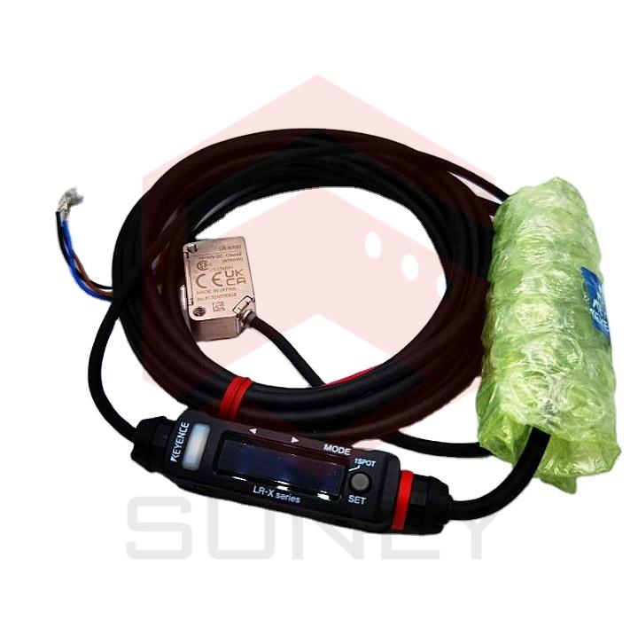 Bộ cảm biến Laser KEYENCE LR-X100