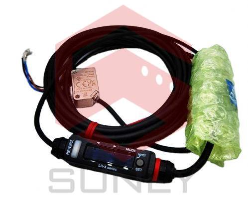 Bộ cảm biến Laser KEYENCE LR-X100C