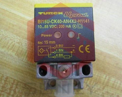 Cảm biến khoảng cách cảm ứng Turck 1538100 BI15U-CK40-AN4X2-H1141