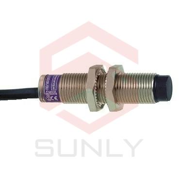 Cảm biến từ XS612B4PBL2