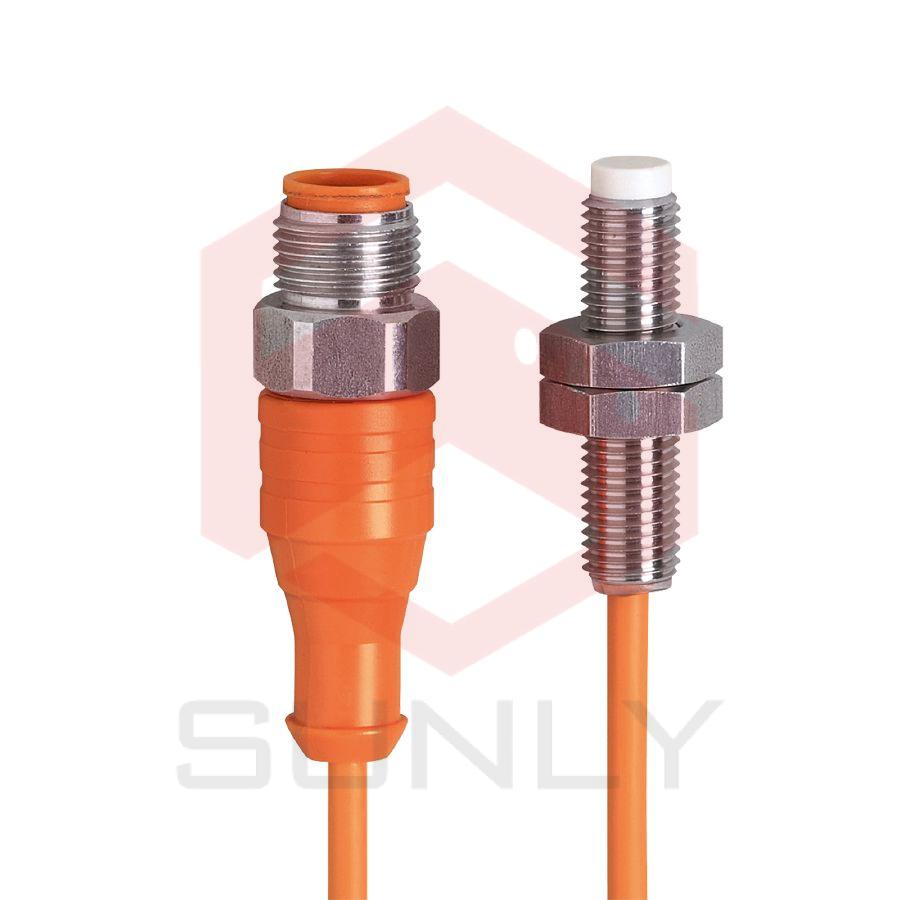 Cảm biến cảm ứng IE5377 IEB3003-BPKG/V4A/2,5M/US RT