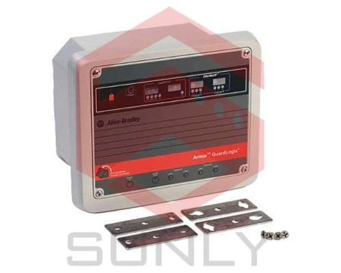 PLC Allen bradley 1756-L72EROMS